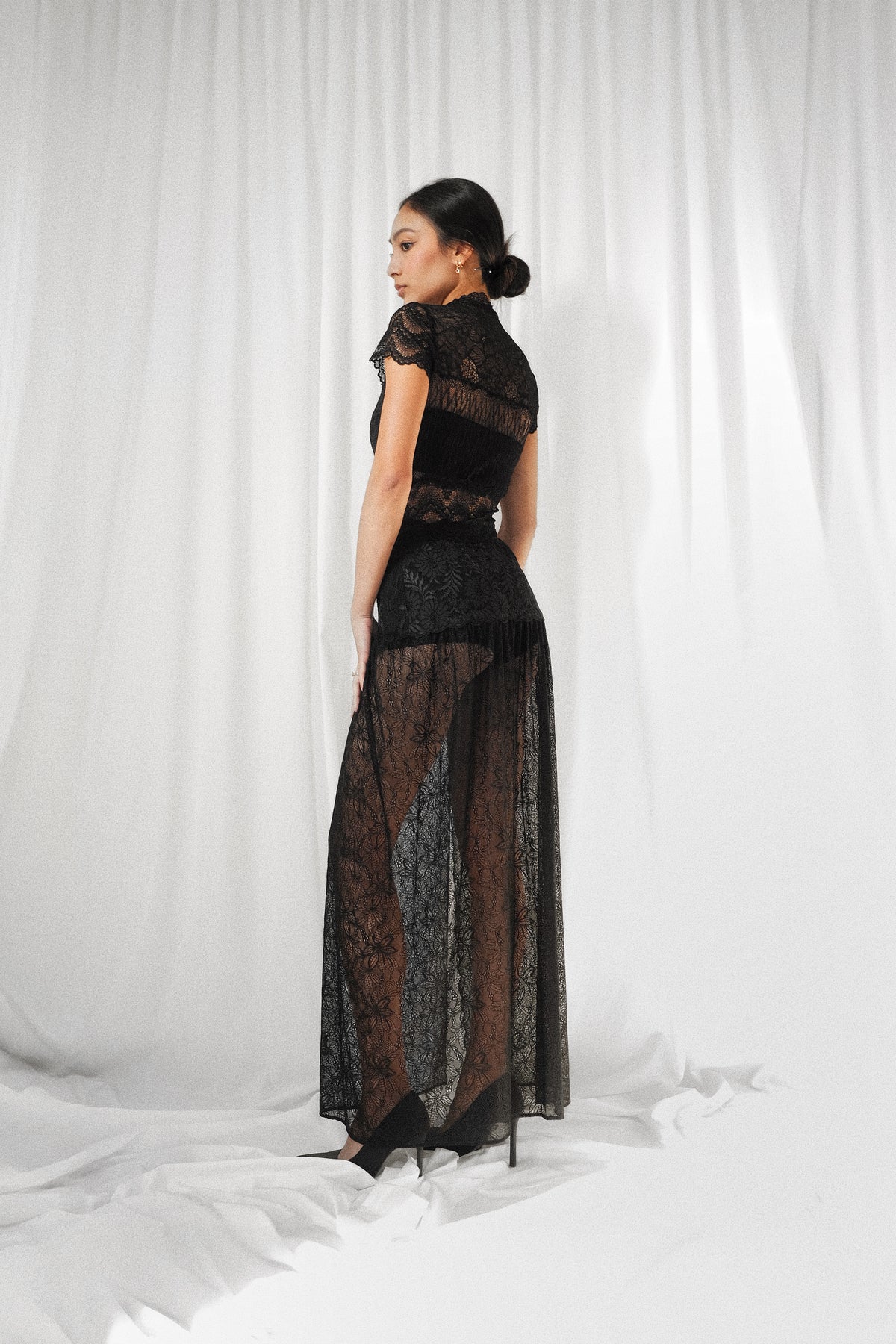 ROBE LOAN